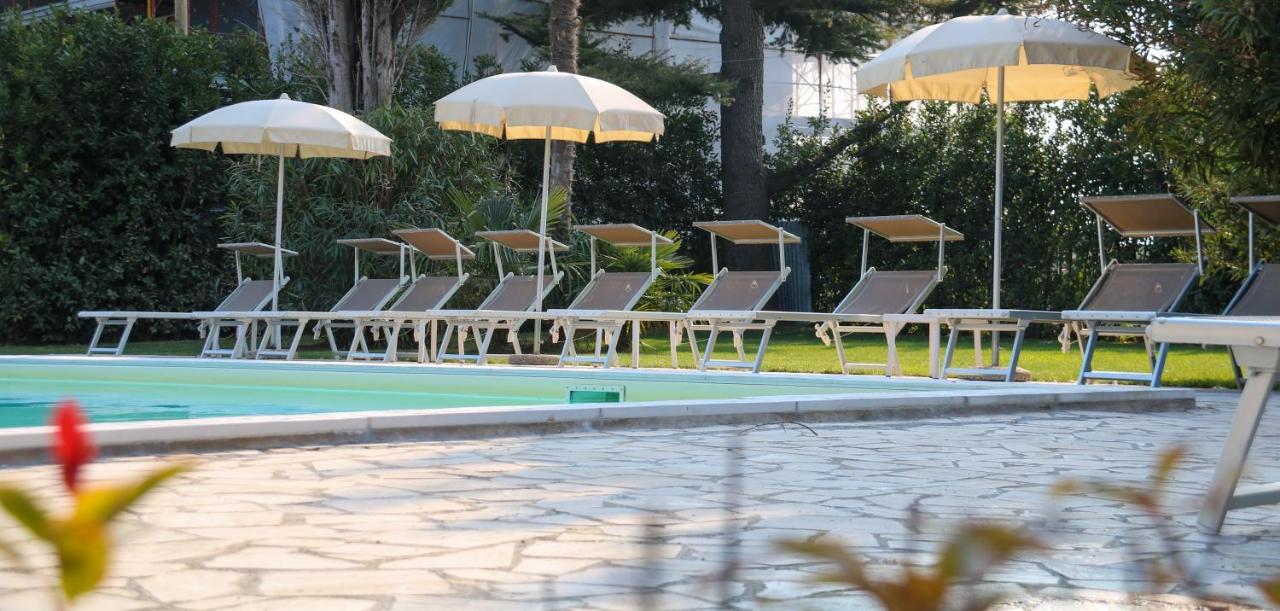 Hotel Sirena Lazise Buitenkant foto